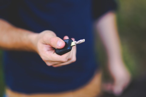 How to Save on Car Insurance in Florida | YourPace